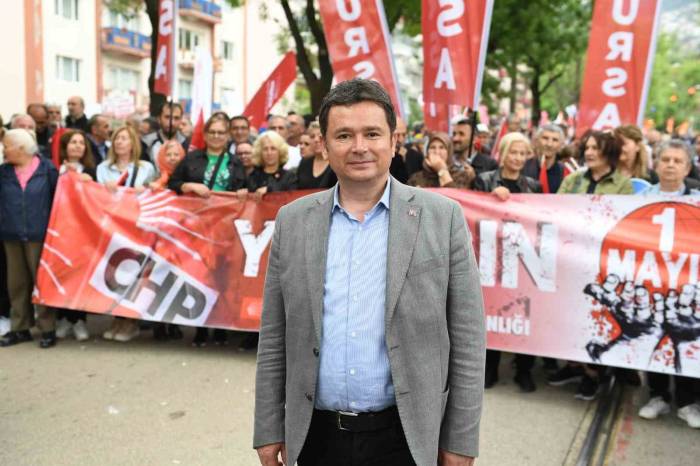 Başkan Aydın 1 Mayıs’ı Emekçilere Birlikte Kutladı