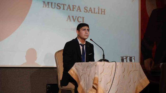 Hafız Öğrenciler Finalde Yarıştı