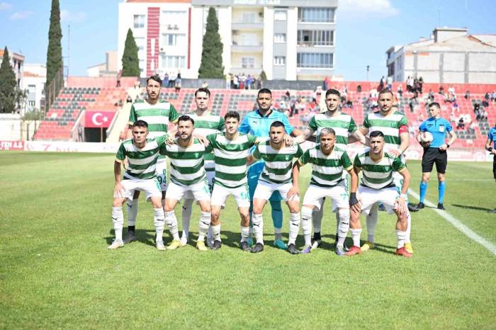 Tff 3. Lig 2. Grup Play Off - Turgutluspor: 1 - Efeler 09 Sfk: 4