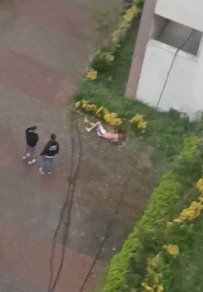 Uyuşturucu Satıcısı Polisi Görünce 5’inci Kattan Atlayarak Kaçmaya Çalıştı