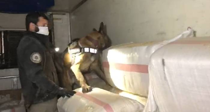 Saman Yüklü Tırda 99 Kilo Eroinin Sevkiyatını Yapan Sanıkların Cezası Belli Oldu