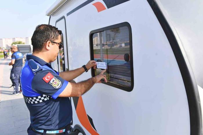 İzmir Büyükşehir Belediyesinden Karavan İşgaline Önlem