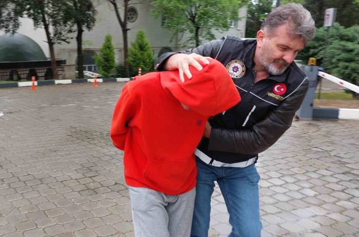 Evinde Uyuşturucu Ele Geçen Şahıs Tutuklandı