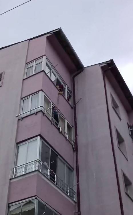 Tehlikeli Oyun Faciaya Neden Olmadan Son Buldu