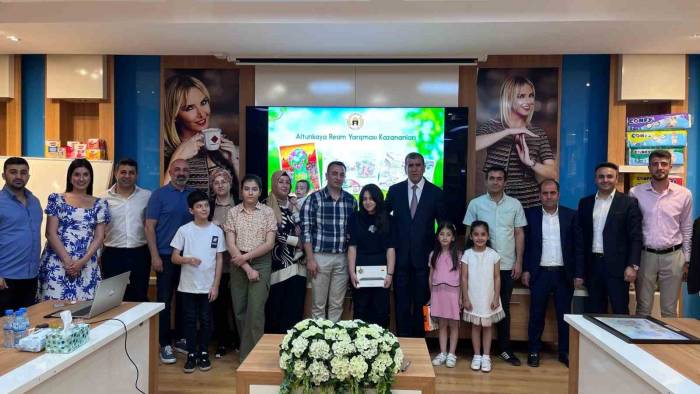 Altunkaya Resim Yarışmasında Ödüller Sahiplerini Buldu