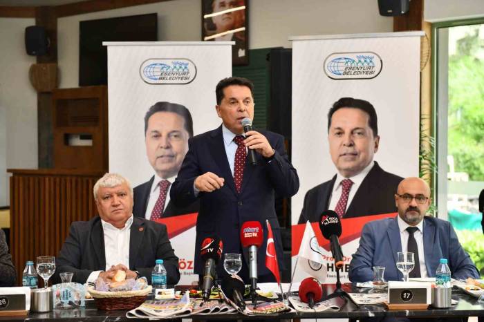 Esenyurt Belediye Başkanı Özer, Yerel Basın Mensuplarıyla Bir Araya Geldi