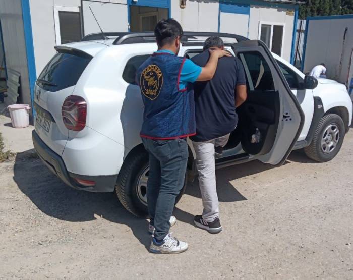 İzmir’de Çeşitli Suçlardan Aranan 191 Kişi Yakalandı