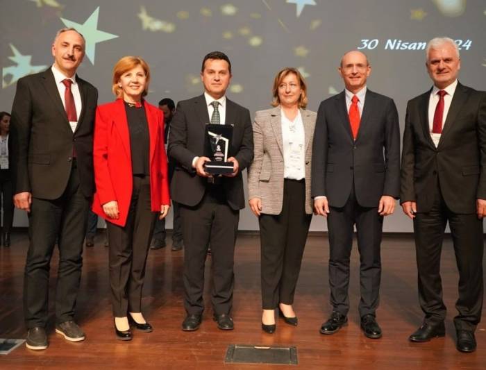 Kastamonu Üniversitesi, İlham Veren Kamu Yönetimi Proje Ödülünü Aldı