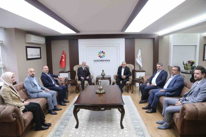 Başkan Büyükkılıç’tan İlçelere Hayırlı Olsun Ziyareti