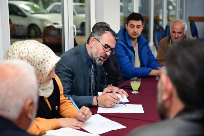 Başkan Ferhat Erol, Mahalle Mahalle Geziyor