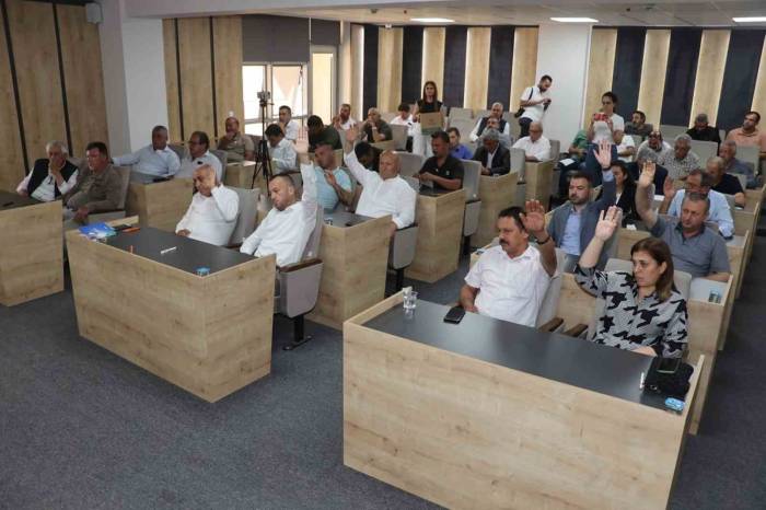 Koçarlı Belediye’si Ekonomik Gerekçelerle Bazı Birliklerden Çıktı