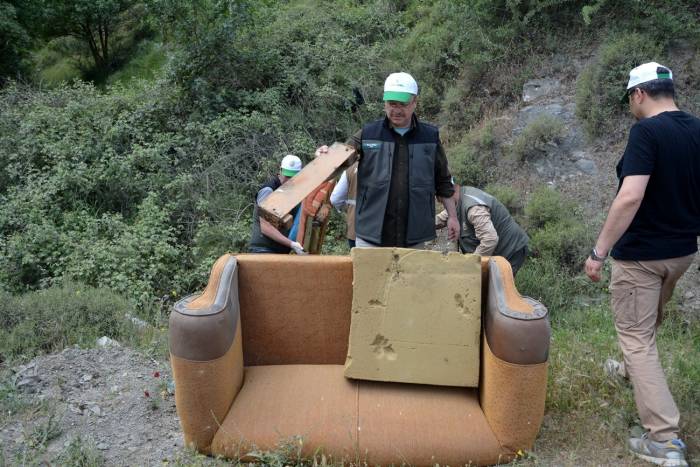 Yangına Karşı Ormanları Temizlediler