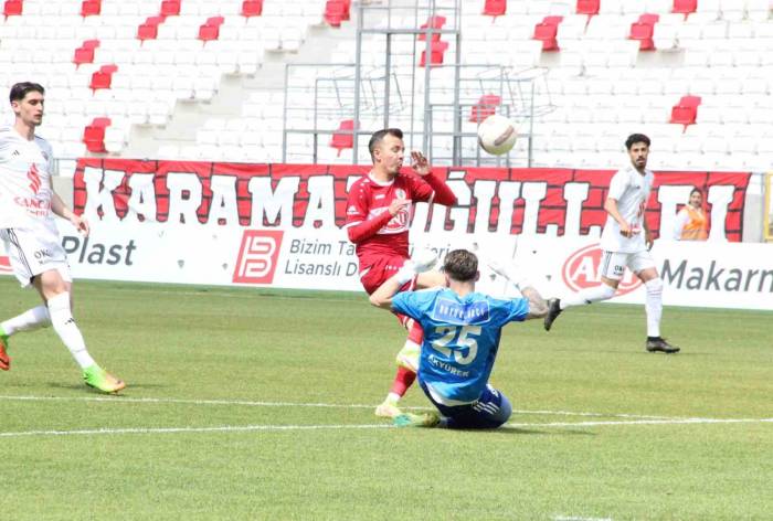 Tff 2. Lig: Karaman Fk: 1 - Somaspor: 4