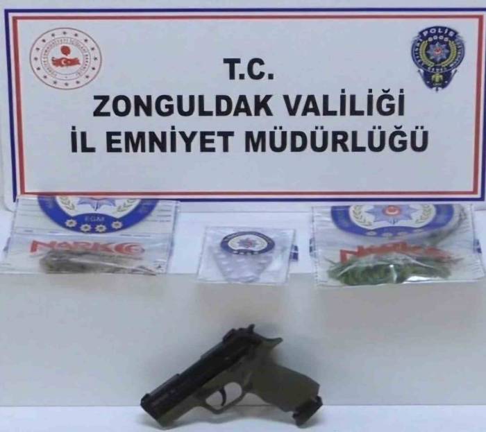 Uyuşturucu Operasyonu: 4 Şüpheli Yakalandı