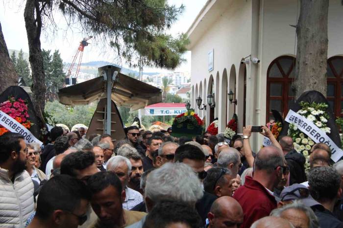 İş Adamı Rahmi Koç, Kuşadalı Duayen Turizmciyi Son Yolculuğunda Yalnız Bırakmadı