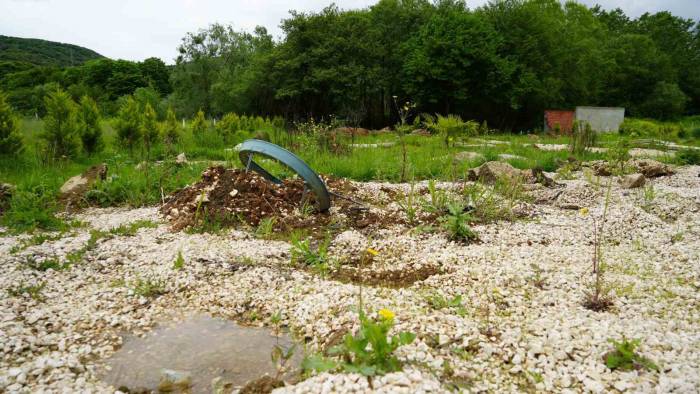 Çatalca’da İlginç Hırsızlık: 5 Evi Havuzlarıyla Beraber Çaldılar