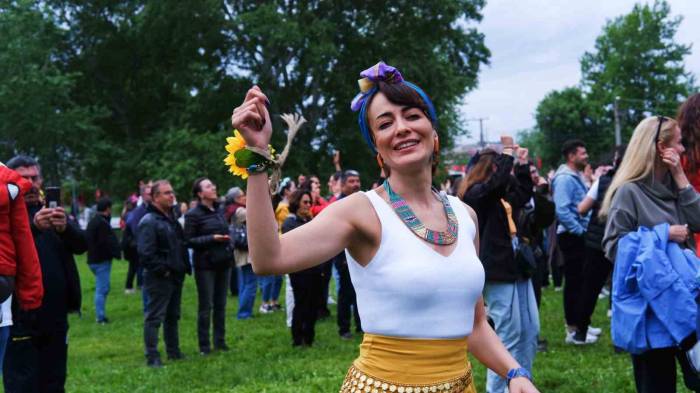 Kakava Hıdırellez Şenlikleri 9/8’lik Oyunlarla Başladı