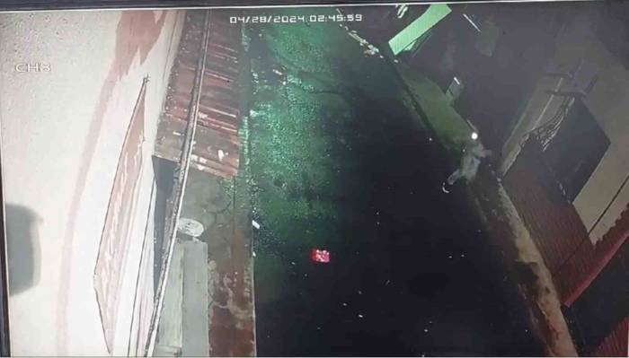 İstanbul’da Film Gibi Olay: Silahla Kendini Vurdu, Polis Kan İzlerini Takip Edip Oyununu Bozdu