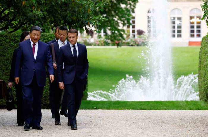 Çin Devlet Başkanı Xi, Paris’te Macron Ve Von Der Leyen İle Bir Araya Geldi