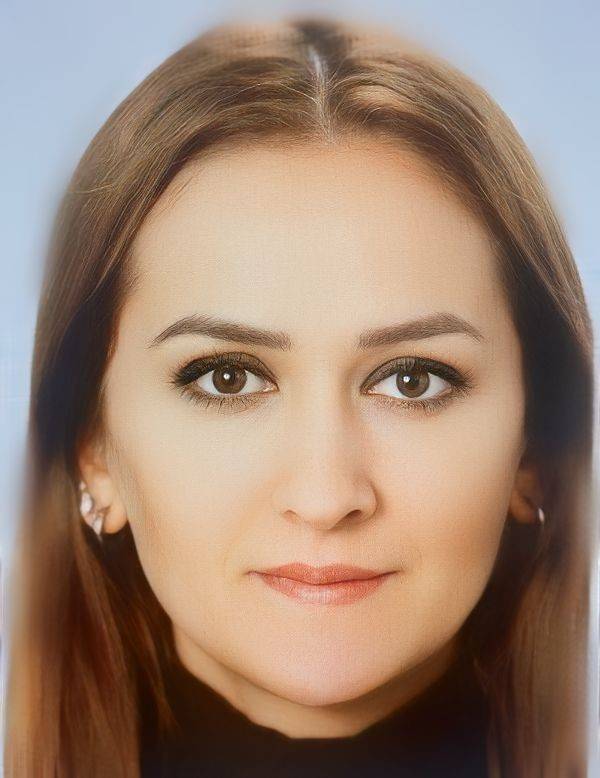 İntihar Edeceğini Söyleyip Yardımına Giden Öğretmen Eşini Öldürdü