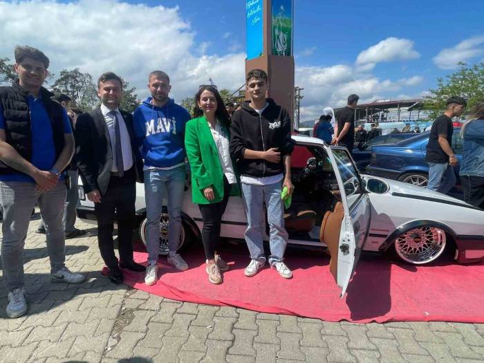 Modifiye Tutkunları Ortaköy’de Buluştu