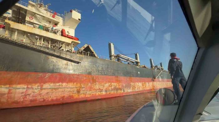 Avcılar Açıklarında Yük Gemisinden Hindistanlı Hastayı Kurtarma Operasyonu