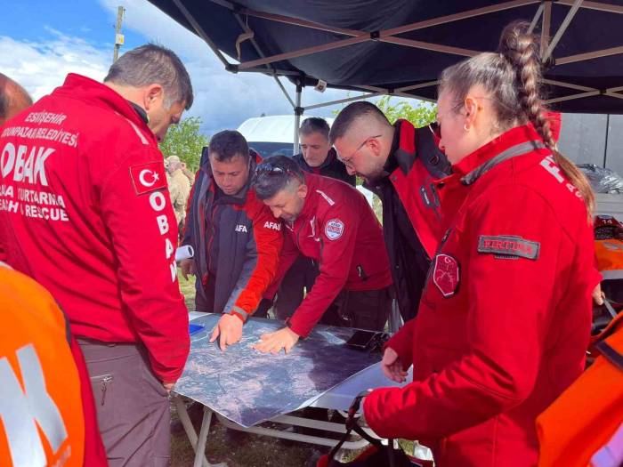 75 Yaşındaki Kayıp Kadından 150 Saattir Haber Alınamıyor