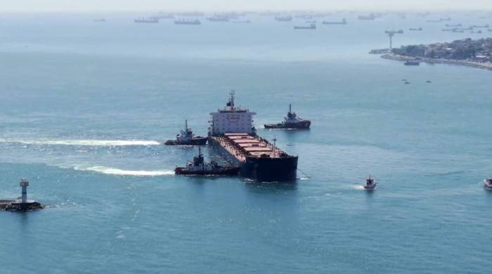 Haydarpaşa’da Karaya Oturan Gemi Kurtarıldı