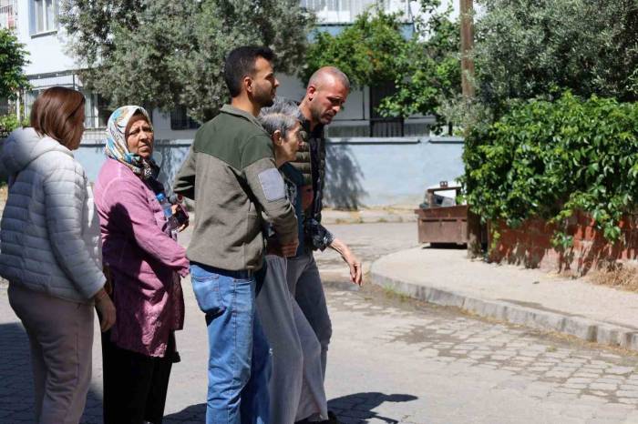 Turgutlu’da Ev Yangını: 1’i Ağır 5 Yaralı