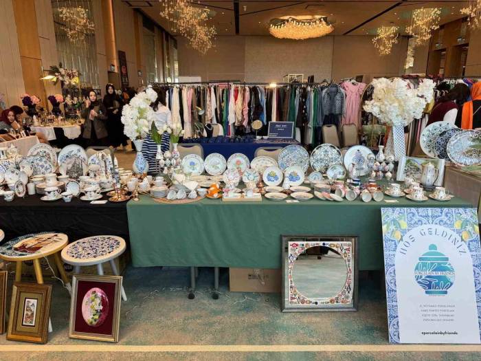 Sanatkarların Eserleri Uluslararası Organizasyonda Görücüye Çıktı