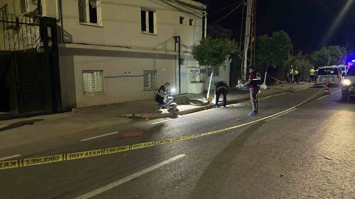 Adana’da Otomobil Bisikletli Yaşlı Adama Çarpıp Kaçtı: 1 Ölü
