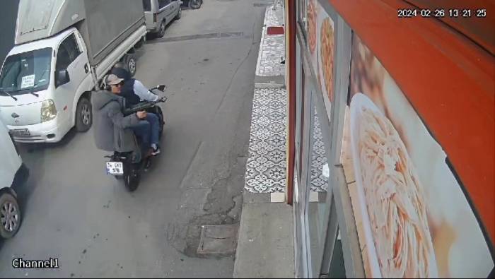 Kartal’da Haraç Alamadığı Dükkana Uzun Namlulu Silahla Ateş Açtı