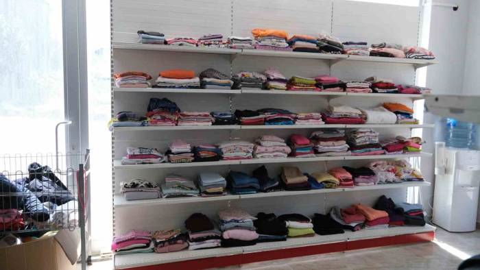 Bu Çarşıda Her Şey Bedava