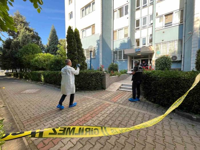 Tadilat Meselesi Sebebiyle Apartman Yöneticisi Komşusuna Pusu Kurdu