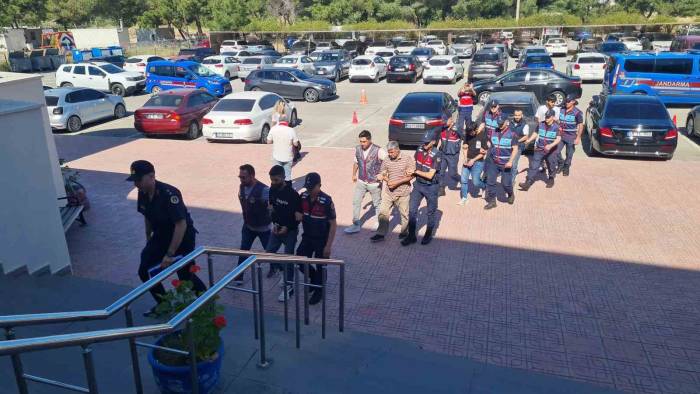 Bodrum’da Göçmen Kaçakçılığına 5 Gözaltı