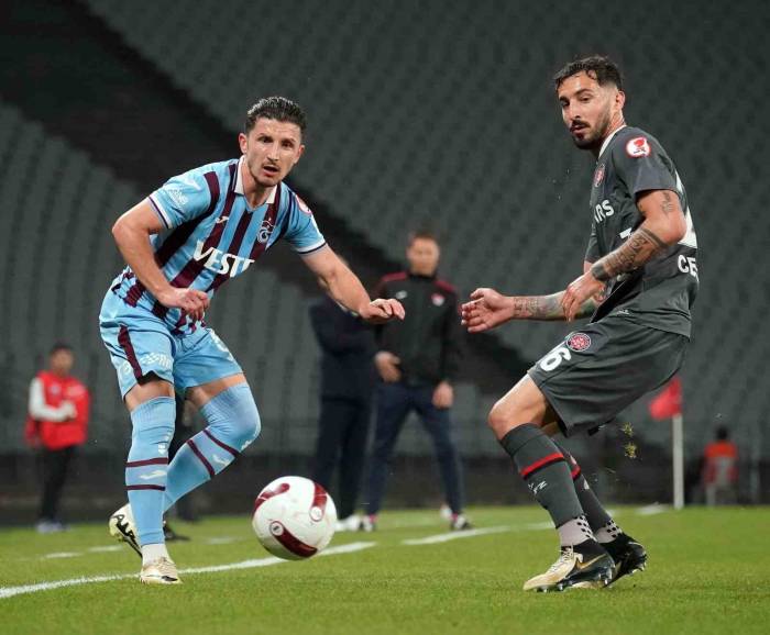 Ziraat Türkiye Kupası: Fatih Karagümrük: 0 - Trabzonspor: 0 (İlk Yarı)