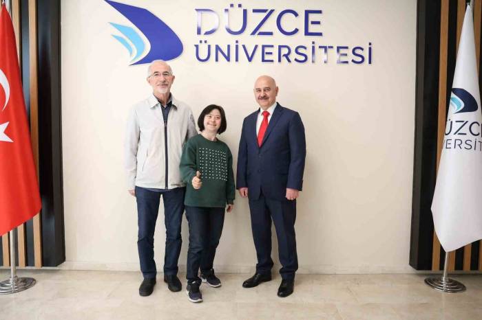 Rektör Üniversite Mensuplarıyla Buluştu