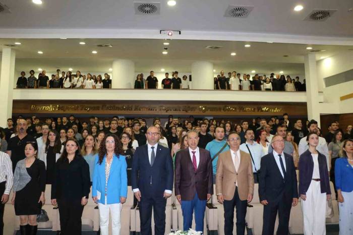 İzmir’de Tübitak Bilim Projelerinin Tanıtım Toplantısı Düzenlendi