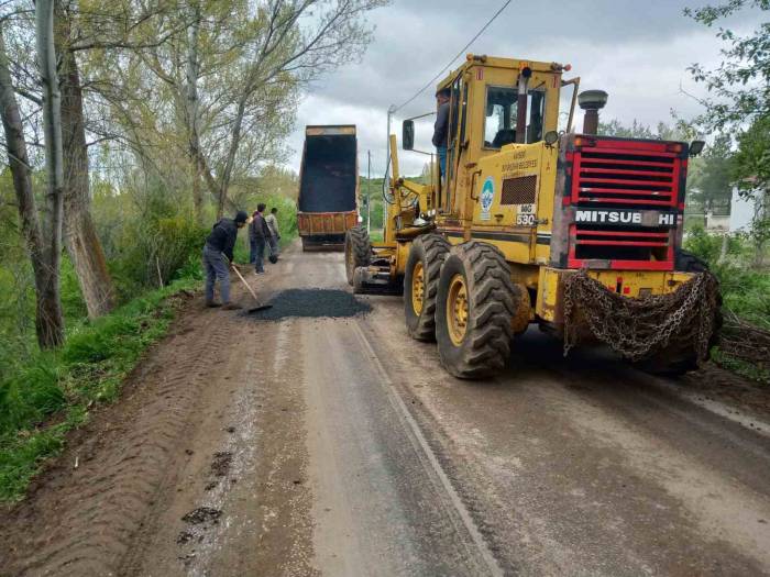 Büyükşehir 2024 Yılında Da Pınarbaşı’ya “Kırsal” Yatırımlarını Sürdürüyor