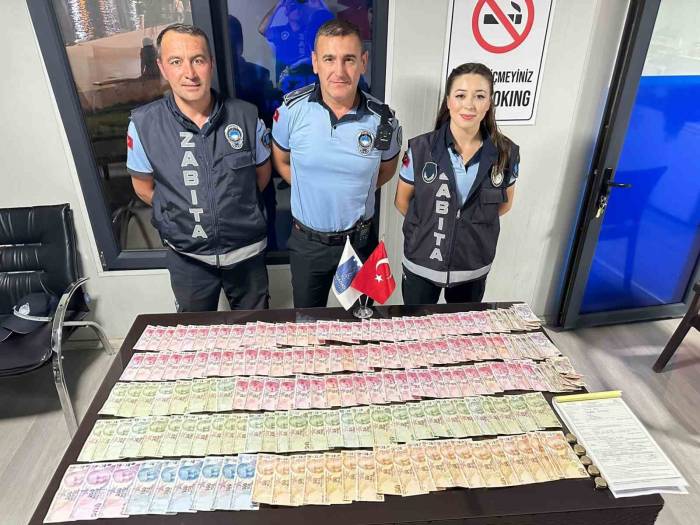 Kuşadası Belediyesi’nden Dilenci Operasyonu