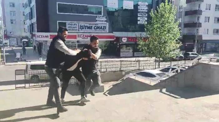 Eft Faresi Polis Kapanından Kurtulamadı