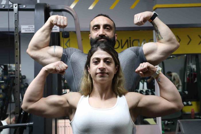 Fitness Sporcusu Sağlık Çalışanı Kadının Başarı Hikayesi Görenleri Hayran Bıraktı