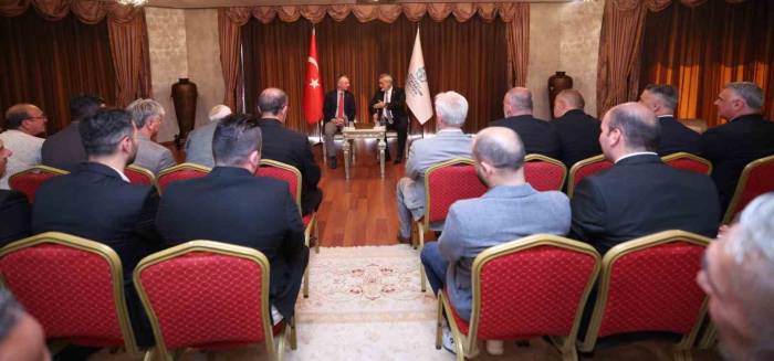 Başkan Büyükakın: “Amatör Spor Kulüplerimize Destek Olmak İçin Buradayız”