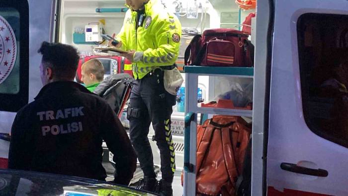 Yaralı Arkadaşını Bırakıp Kaçtığı Kaza Yerine Geldi : Gözyaşlarına Hakim Olamadı