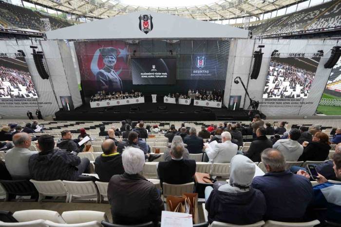 Hasan Arat: “Bu Kongrede Beşiktaş’ı Farklı Yerlere Götüreceğimiz Belli Oldu”