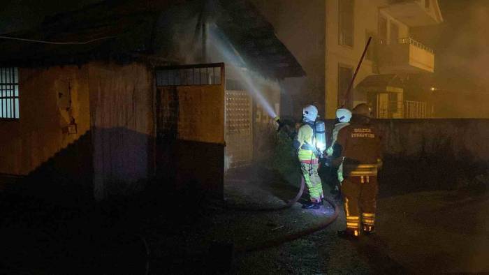 Halı Yıkama Dükkanında Yangın