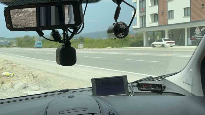 Hız Sınırına Uymayan Sürücülere Ceza