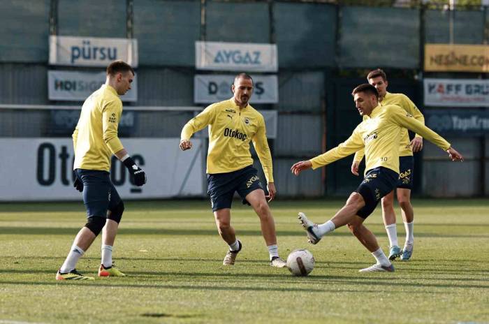 Fenerbahçe, Kayserispor Maçı Hazırlıklarını Tamamladı