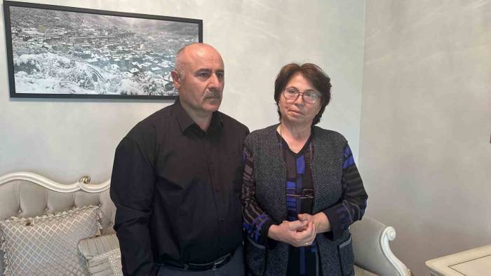 Oğuz Murat Aci’nin Ailesinin Buruk Anneler Günü: “10 Ailenin Anneler Gününü Kutlamıyorum”