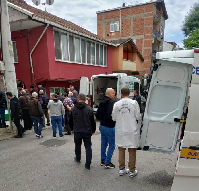 Evinin Bodrum Katında Ölü Halde Bulundu